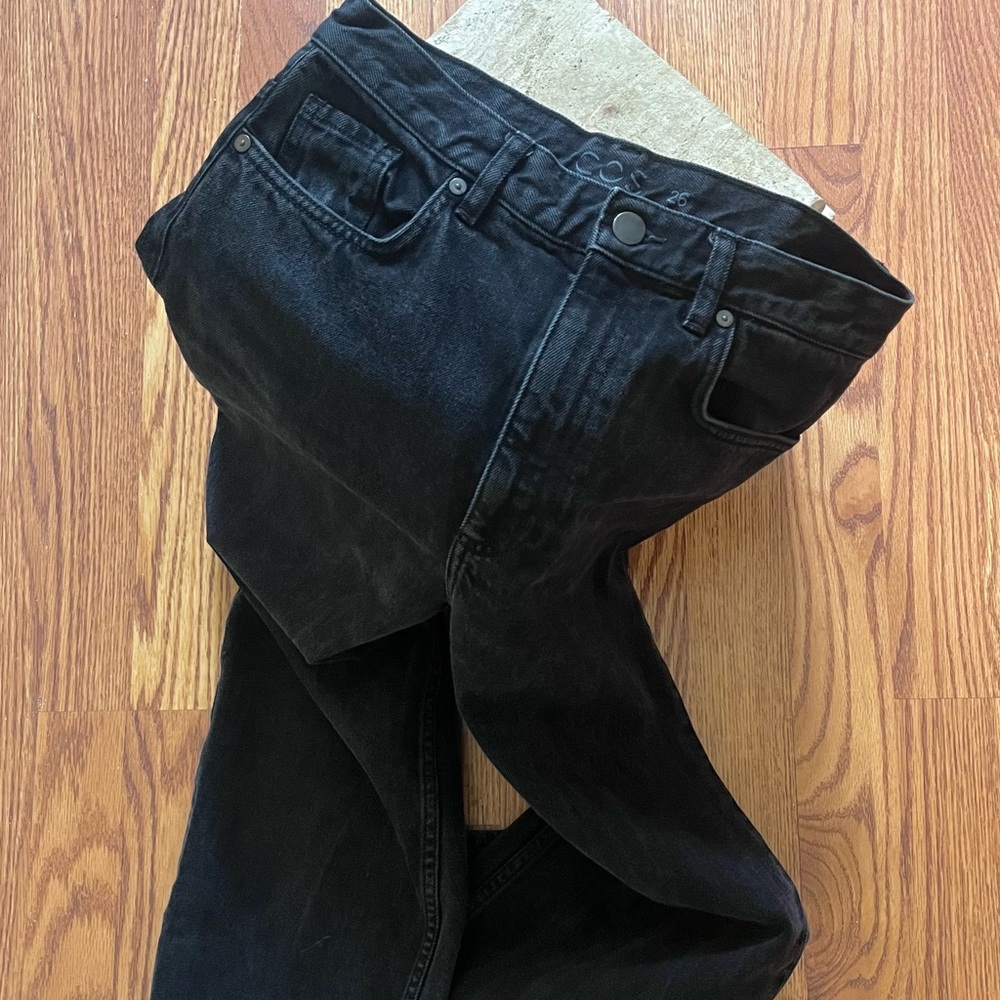 Black Cos Jeans